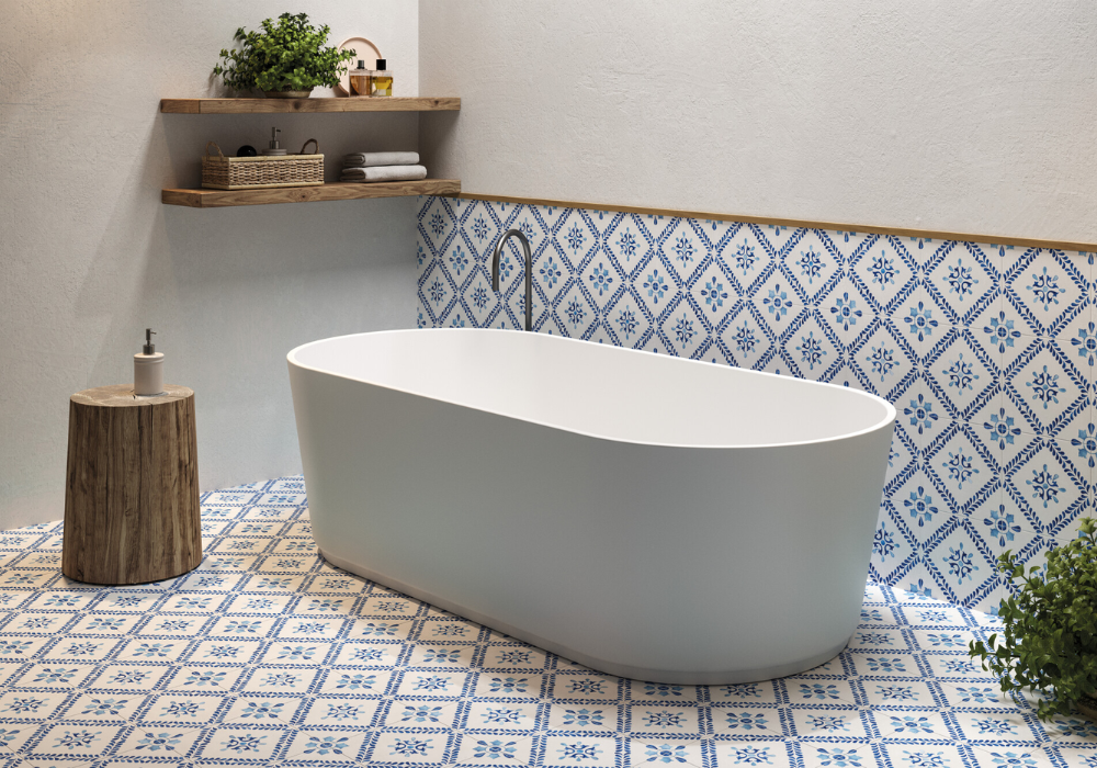 Gạch lát nhà tắm họa tiết trang trí phù hợp với các phong cách cổ điển, indochine